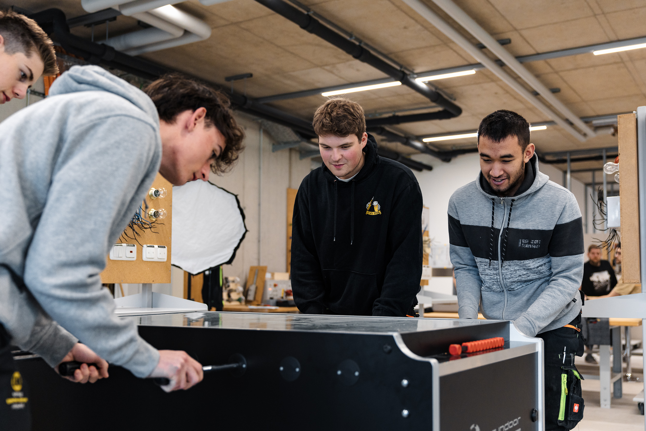 Lehrling in der Elektrotechnik